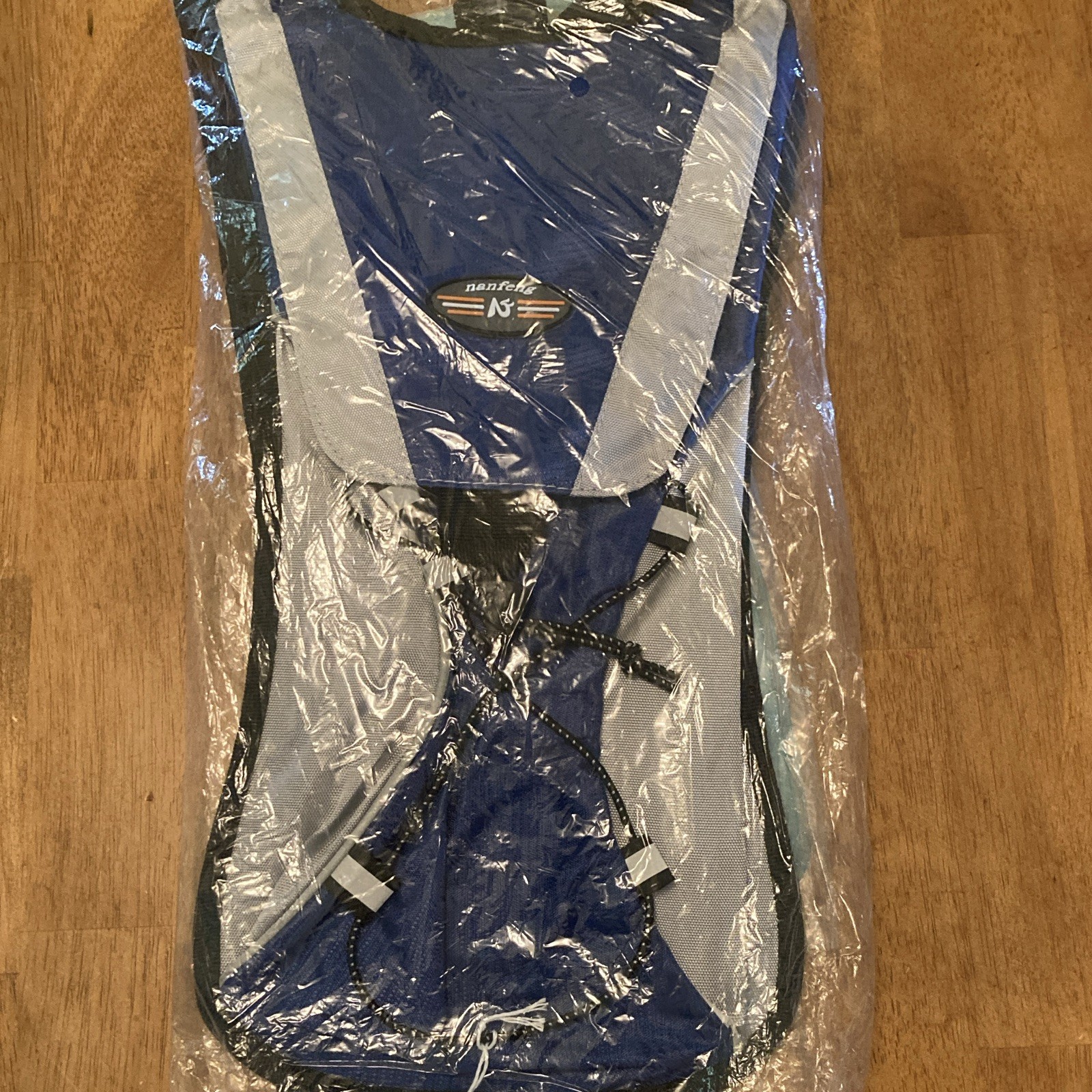 NATHAN 2L Hydration Pack Backpack Blue/Gray Hiking Adjustable Zip 1 Pocket