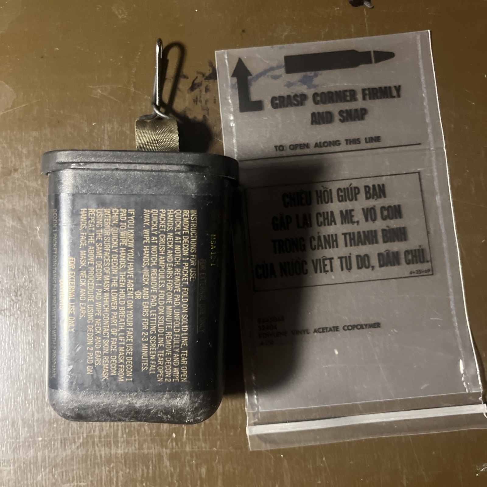 Training & Personal Decontamination Kit M58A1 w Free Chieu Hoi Bag