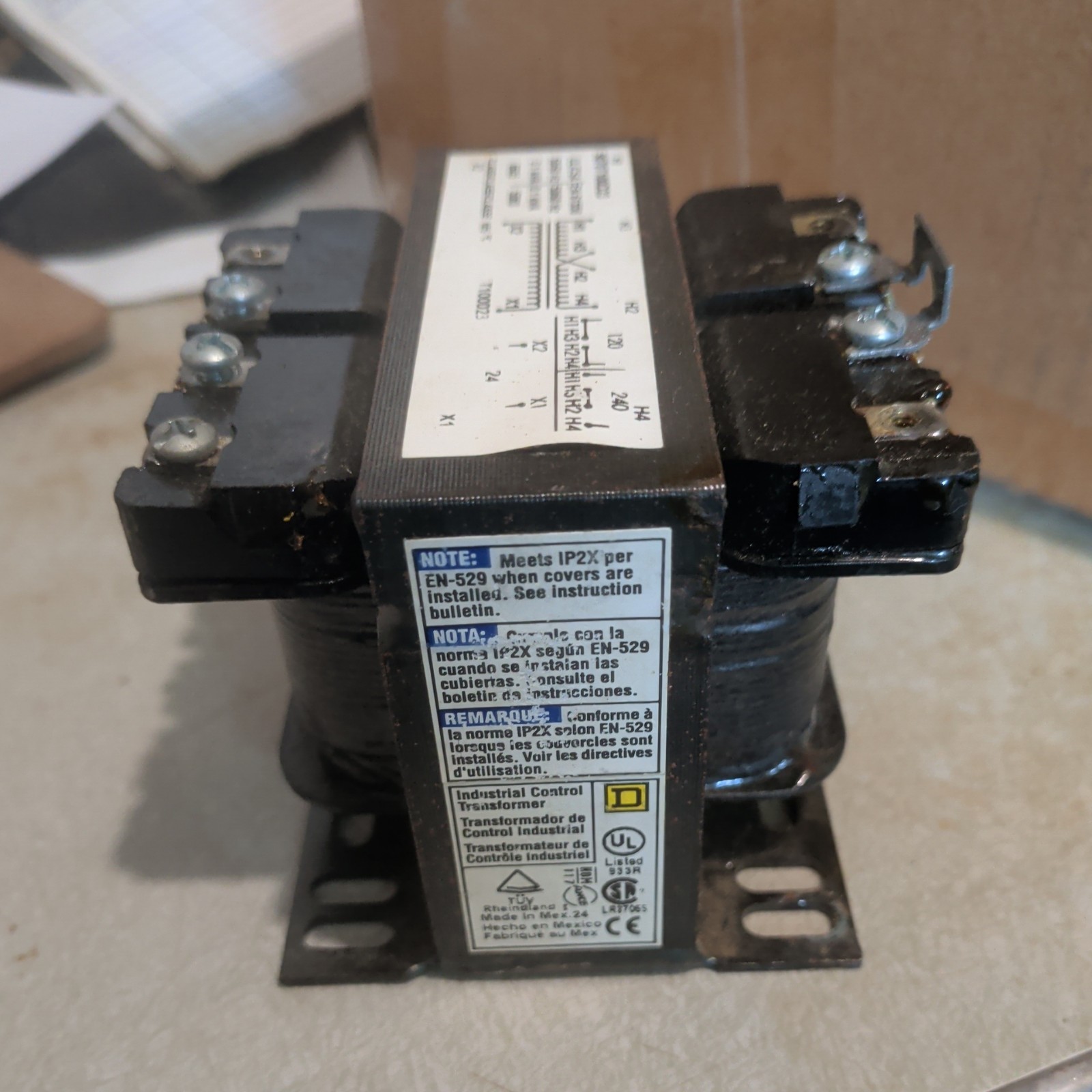 Square D 9070T100D23 Industrial Control Transformer