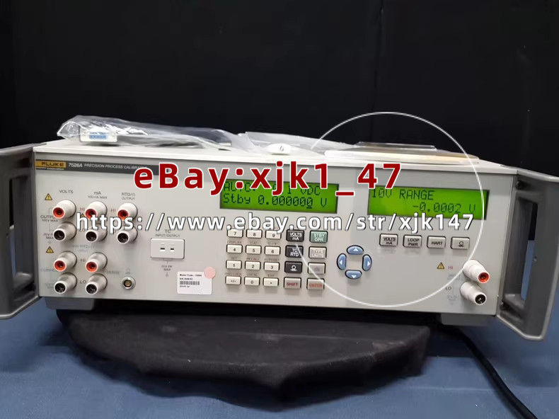 FLUKE 7526A multifunctional calibrator FLUKE 7526A good condition//xjk