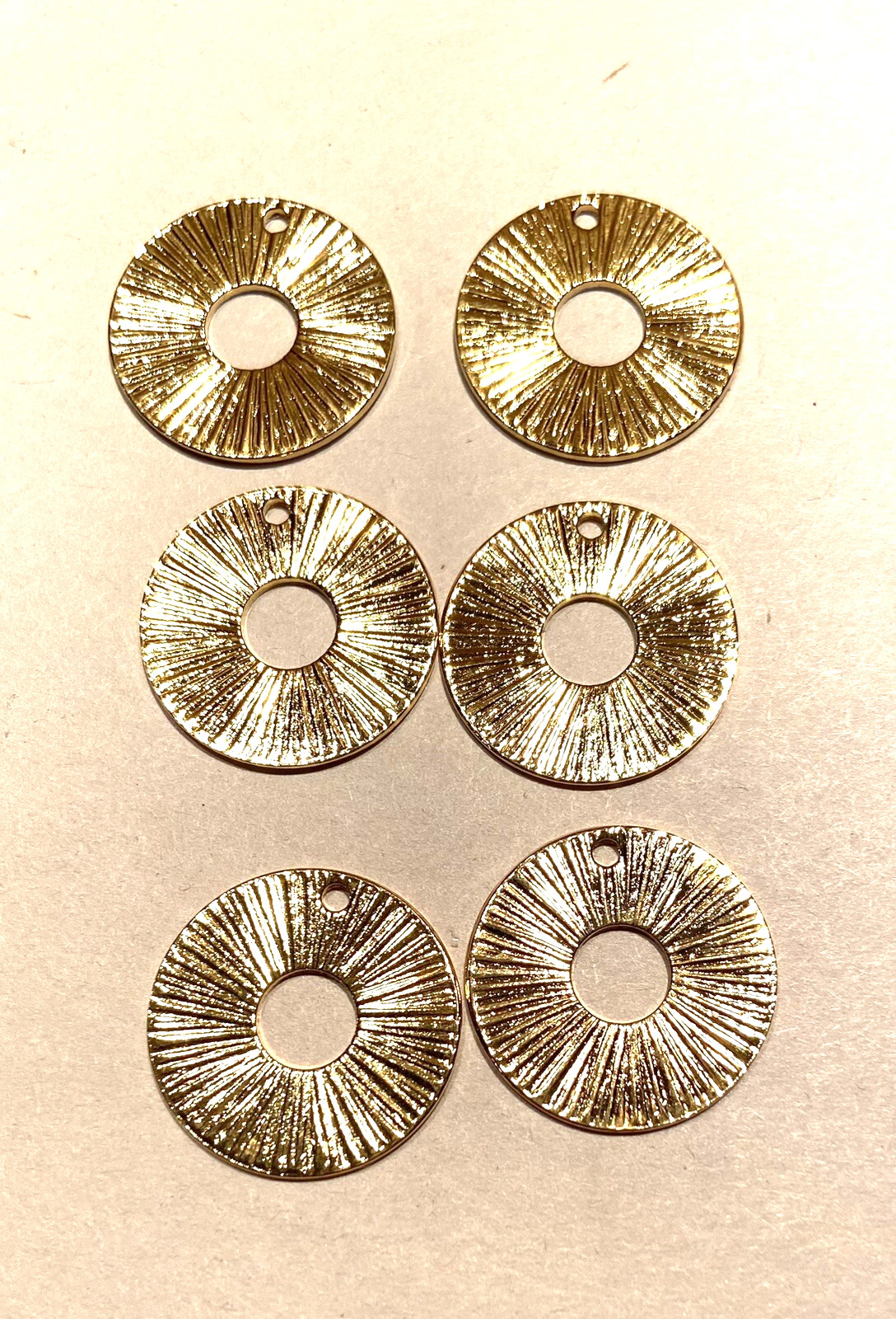 40x Gold Plate Charm with  hole for hanging- Smaller Round sunburst circle-3/4"