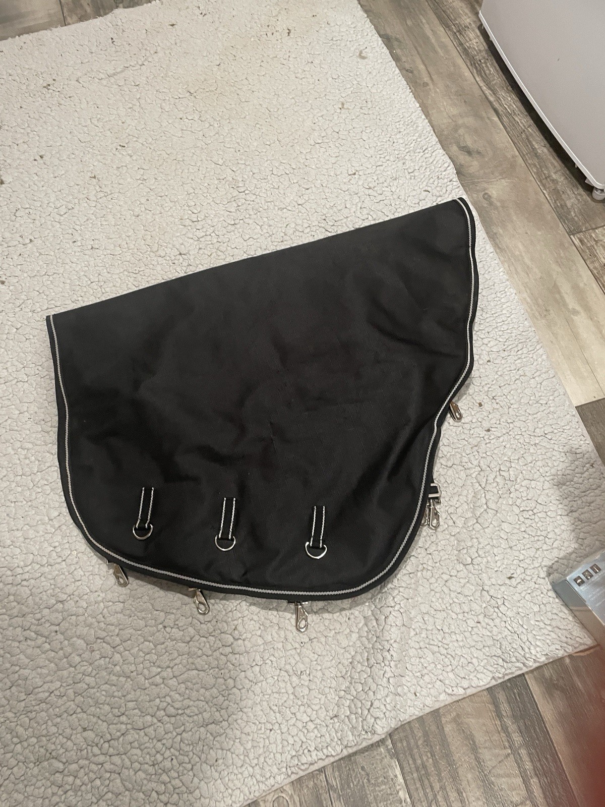 Medium Black Turnout Blanket Neck Horse
