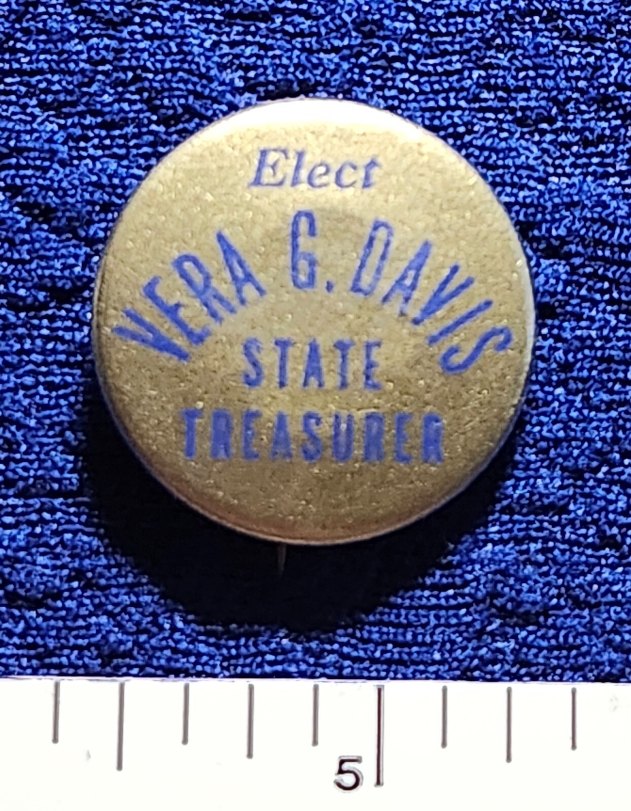 VERA DAVIS WON DELAWARE STATE TREASURER FEMALE 1956 POLITICAL PINBACK BUTTON