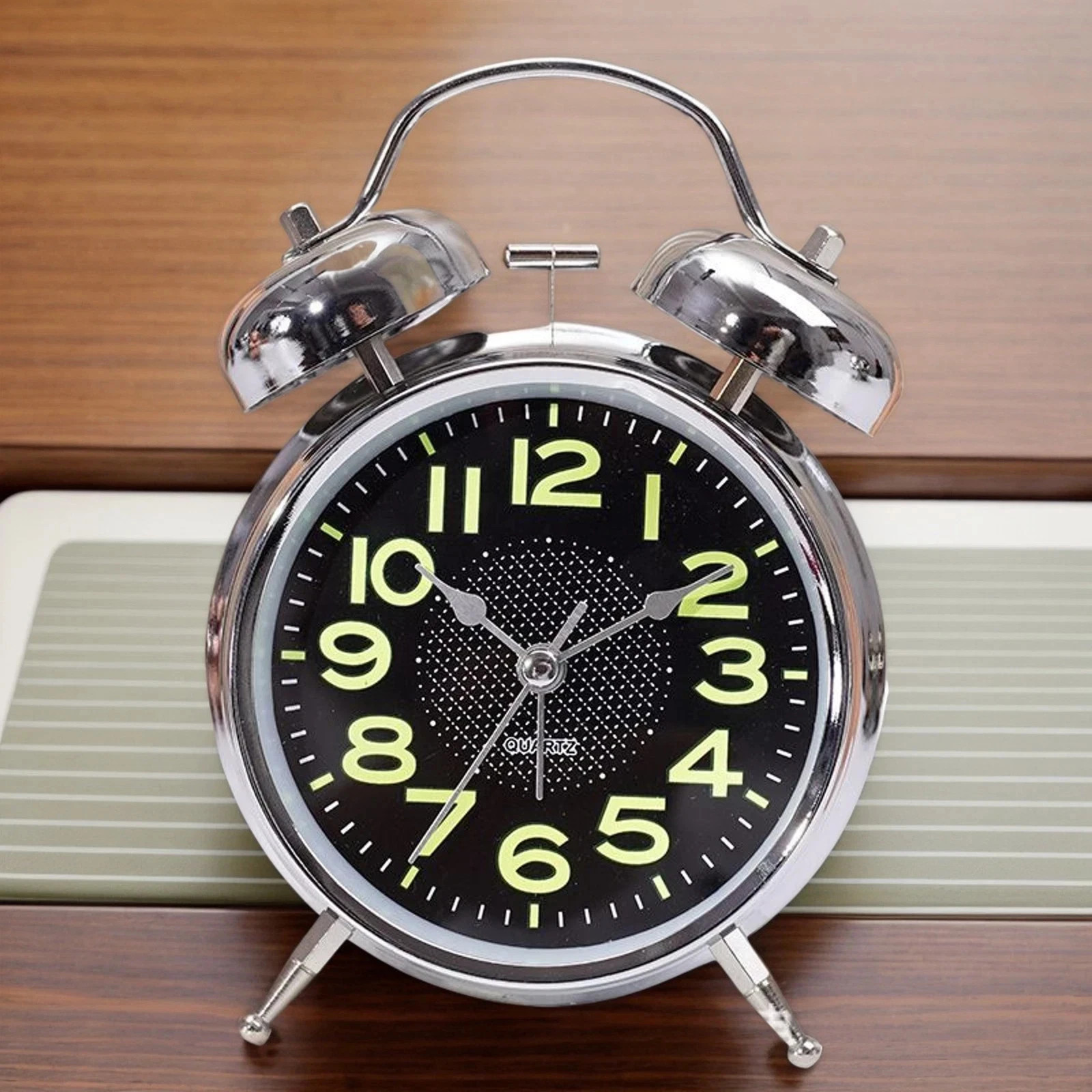 Mechanical Alarm Clock Wind up Clock Luminous 3 Inch Quiet Timer Watch**