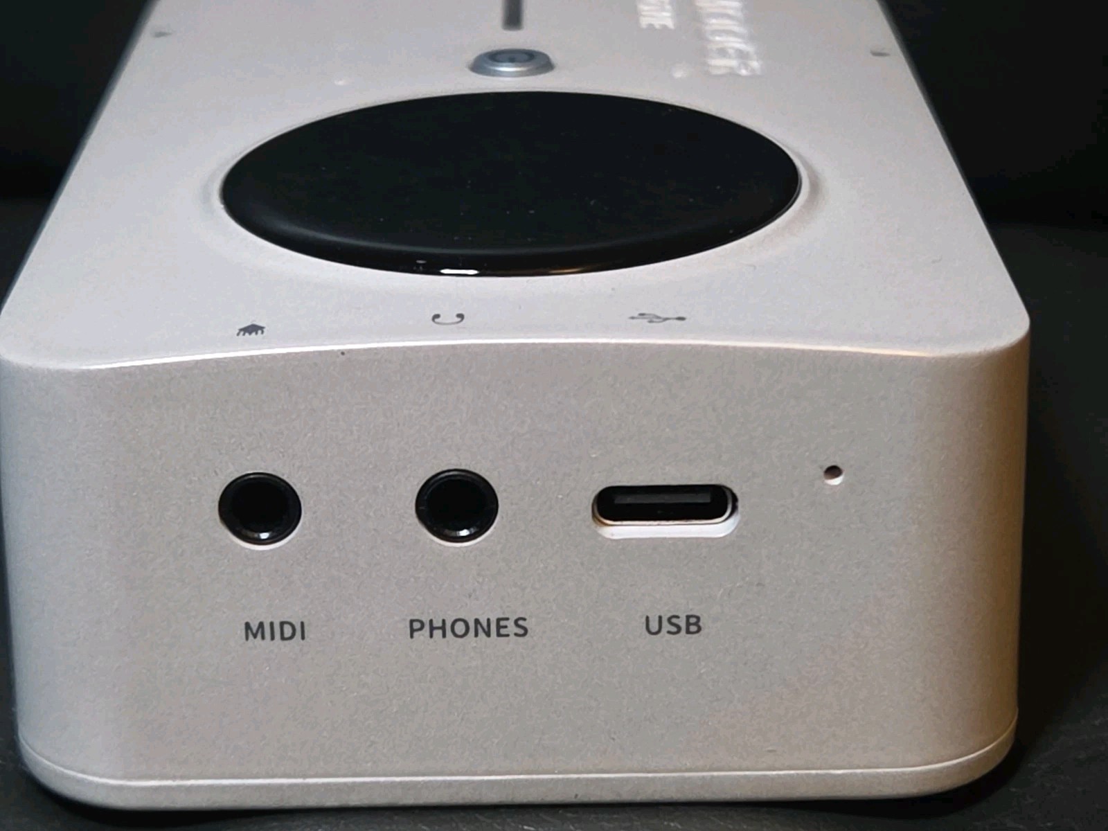 MOOER Prime M2 Multi Effects Processor Headphone Amp AI Stereo Bass Guitar Pedal