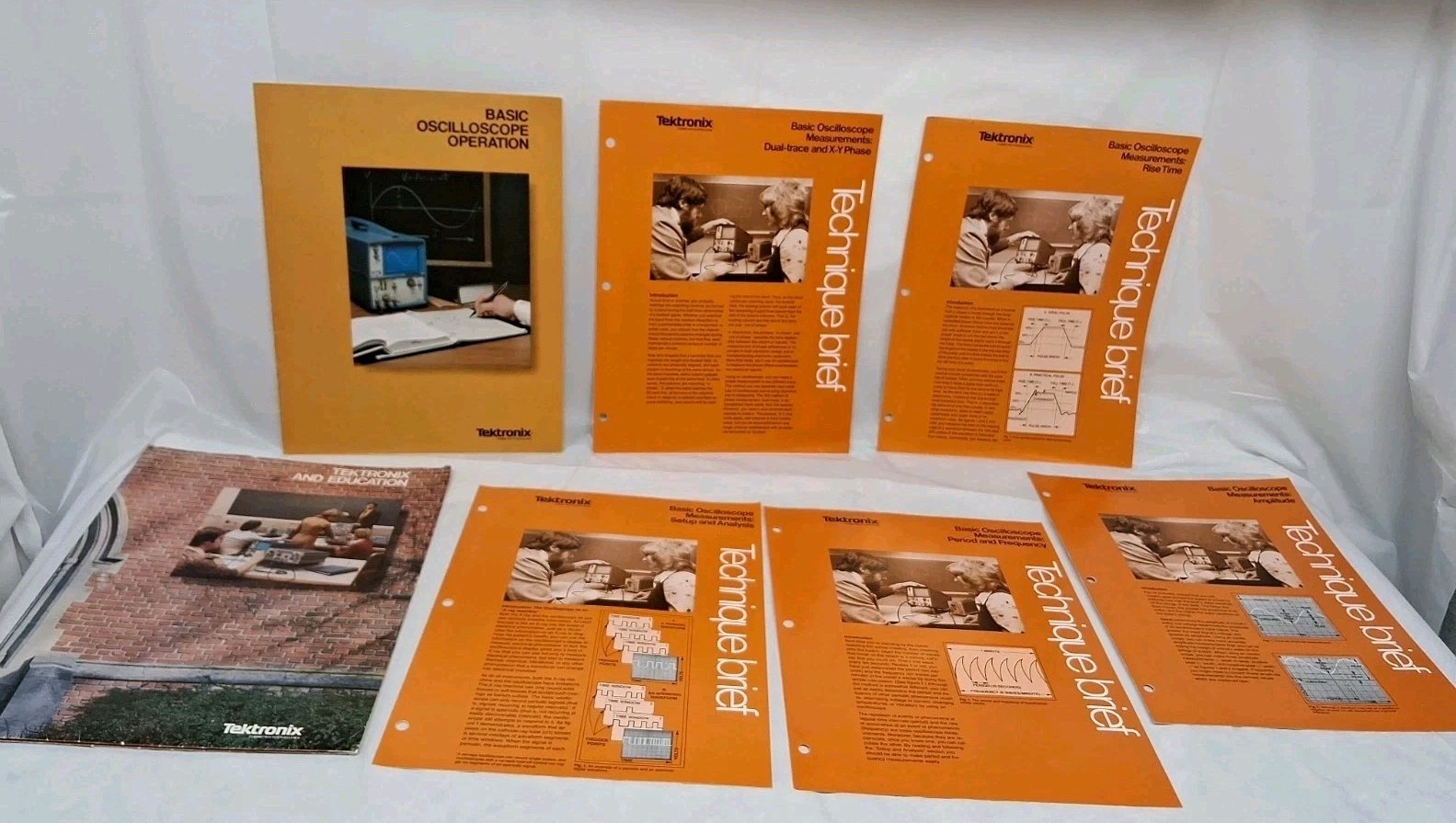 Vintage Techtronix Original Education Oscilloscope Training Tech Briefs 1978