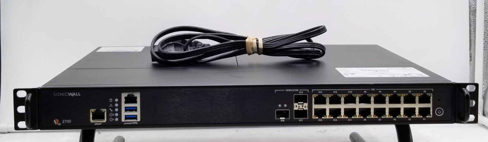 SonicWall NSA 2700 Network Security/Firewall Appliance 16 Port Not Transferable