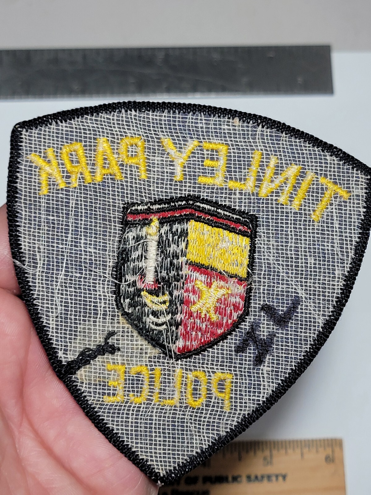 LE7 B5 Police Patch Illinois Tinley Park