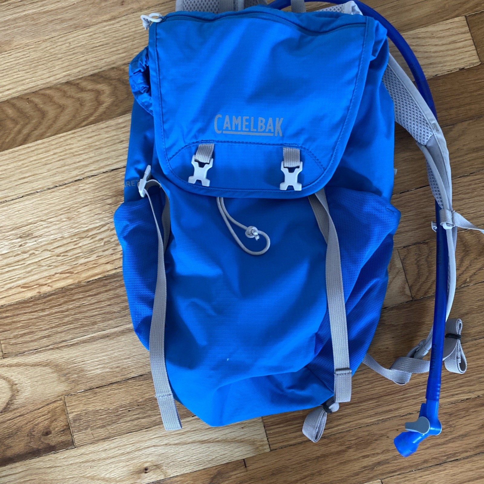 Camelbak Arete 18 Blue Hiking Hydration Backpack - Size O/S