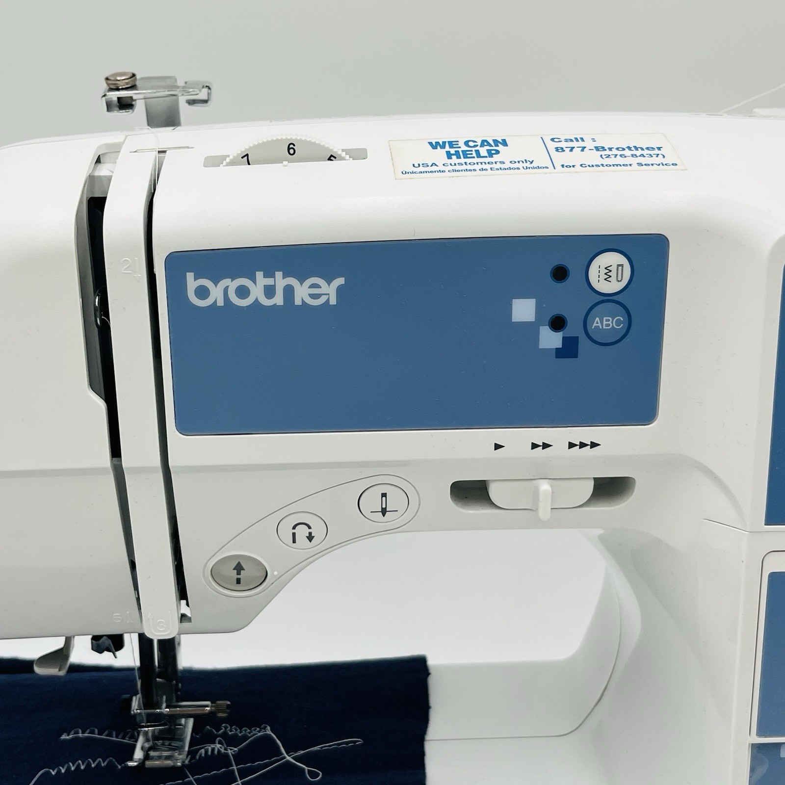 Brother XR9000 Computerized Sewing Machine LCD 80 Stitches With Case & Pedal