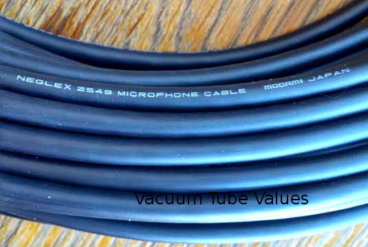 MOGAMI NEGLEX 2549 BALANCED MICROPHONE CABLE BULK 100' BLACK