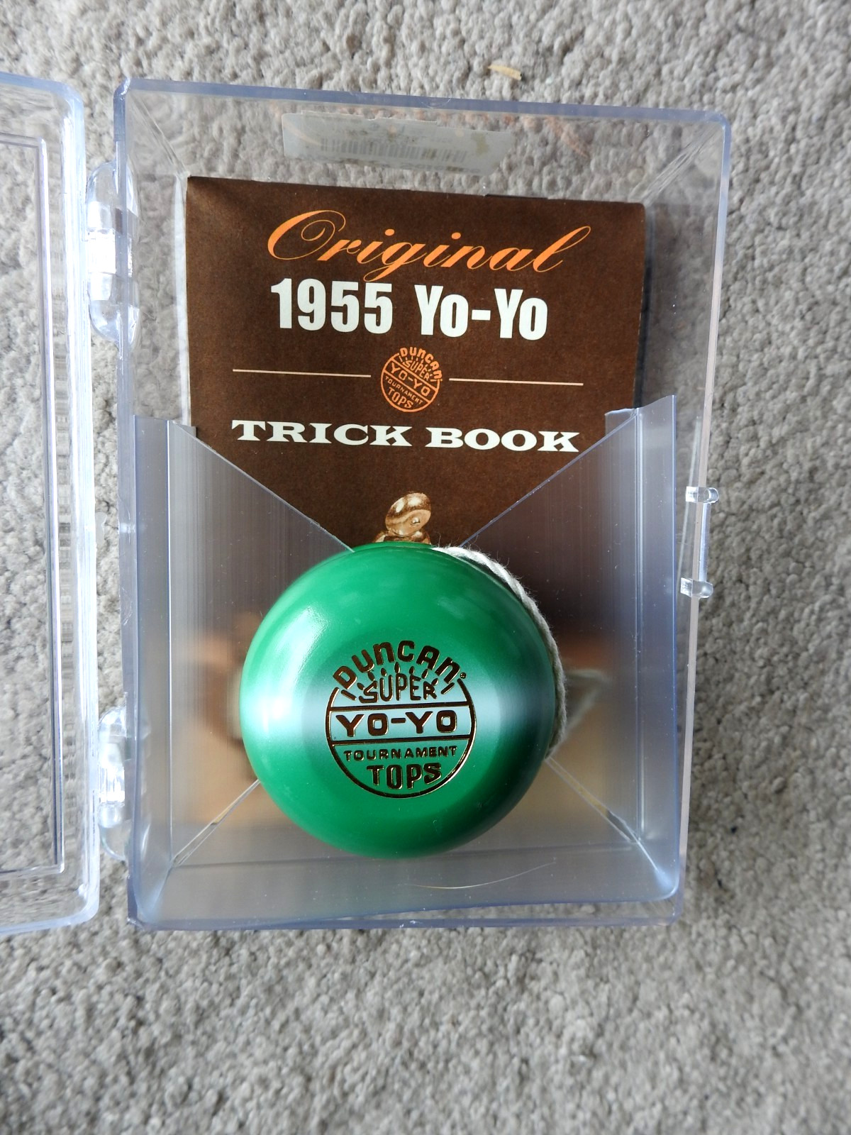 Vintage. Replica of The Original 1955 Duncan Super Tournament Yo-Yo