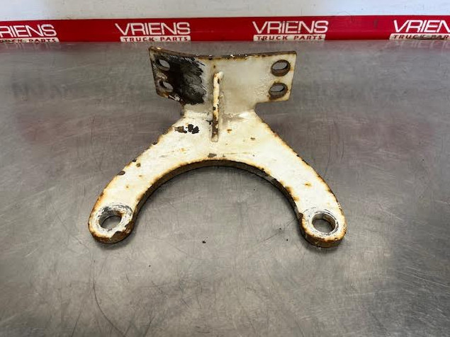 PETERBILT 14-14768L BRACKET-MUFFLER HI MOUNT