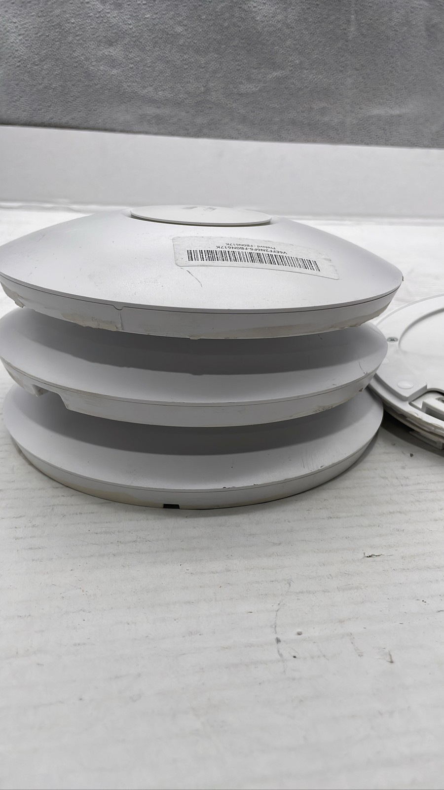 Ubiquiti UniFi UAP-PRO Enterprise Wi-Fi Dual-Band Wireless Access Point Lot of 3