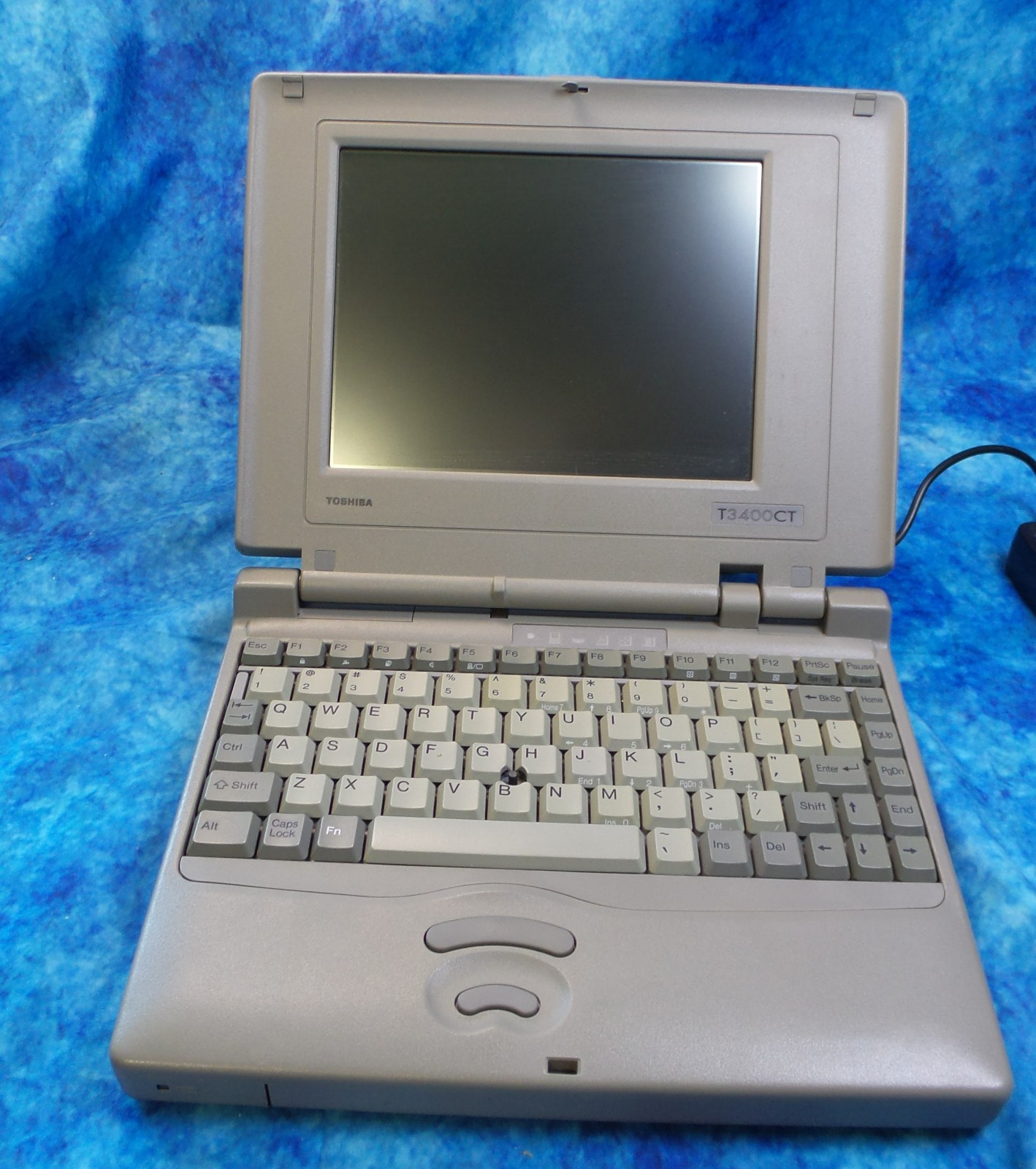 AS-IS Vintage Laptop Toshiba Portege T3400CT/250 PA1121U w/AC Parts & Repair