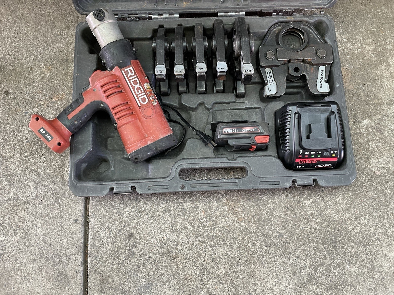 Ridged RP 340 with 6 Copper Pipe Press Tool