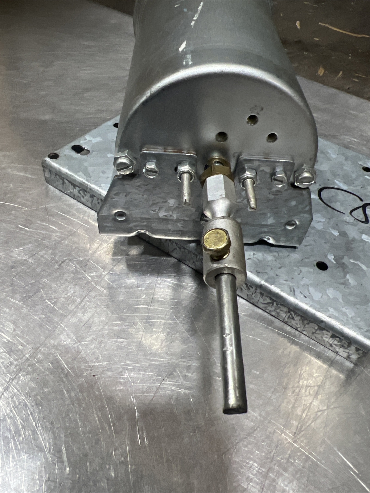 Powers Controls 331-2973 Linear Pneumatic Actuator,Pivot Used Surplus