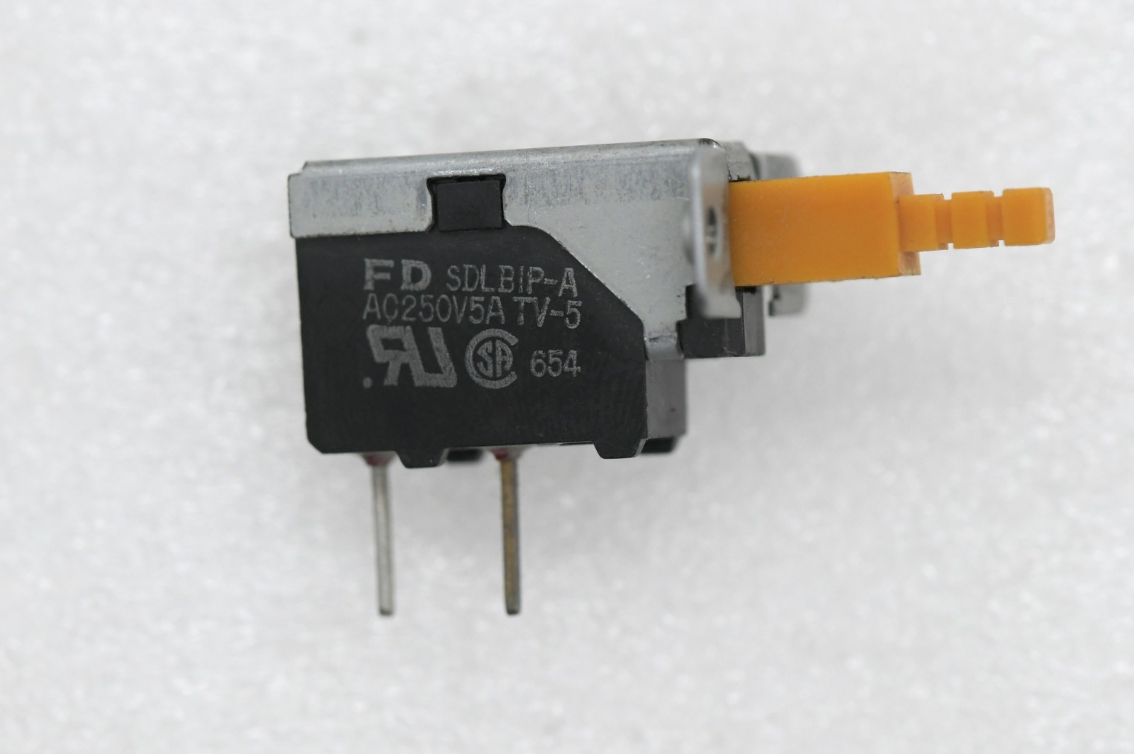 Push  button Power Switch  On/OFF TV-5 2pins 5A/80A 250V
