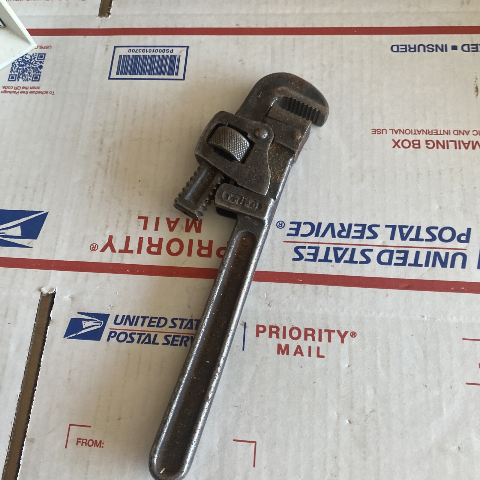 Vintage no 10 TRIMO TRIMONT MFG CO. Pipe Wrench, 1-7/8" Capacity