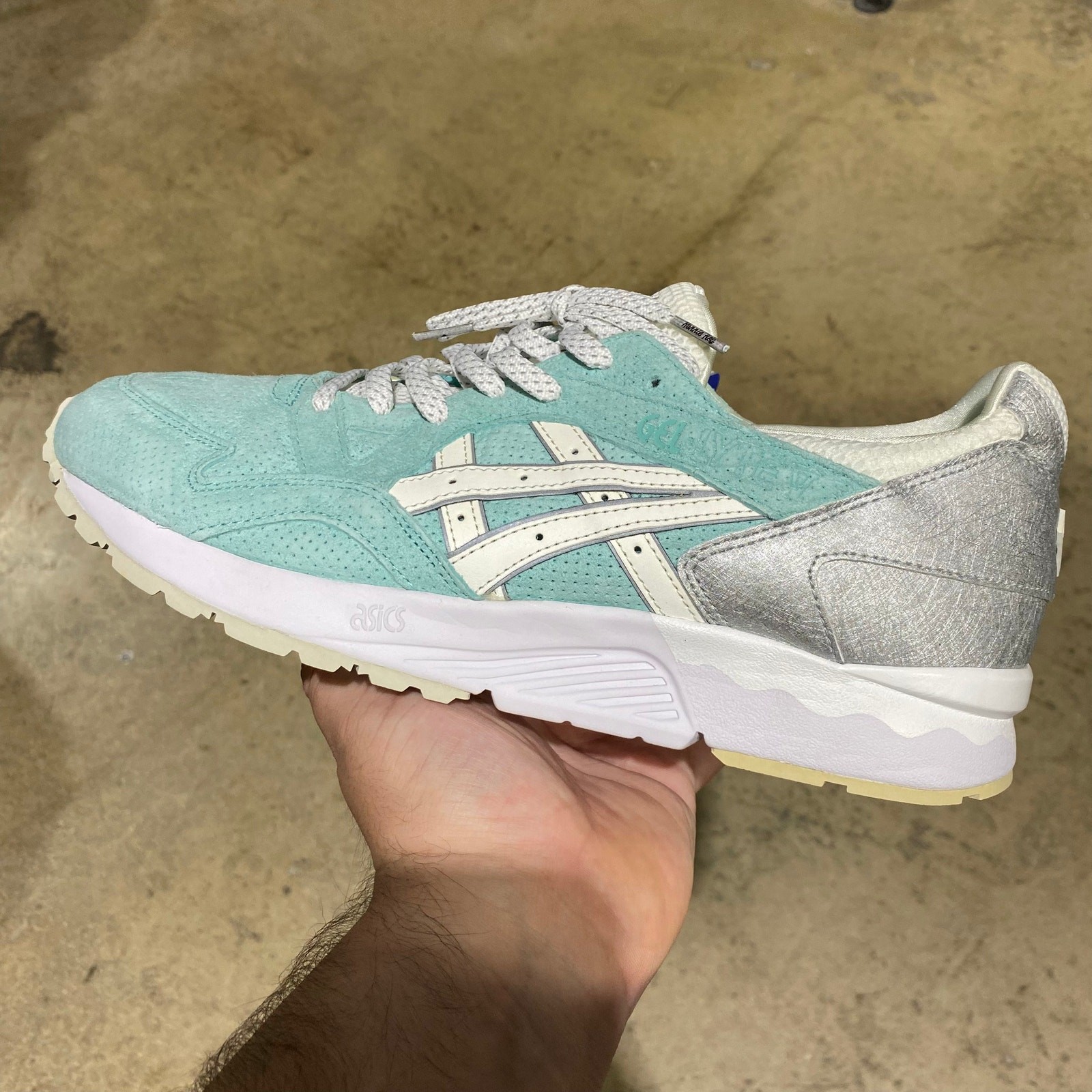ASICS Gel-Lyte V Diamond Supply Co x Ronnie Fieg - Aqua Blue Grey Size 11.5
