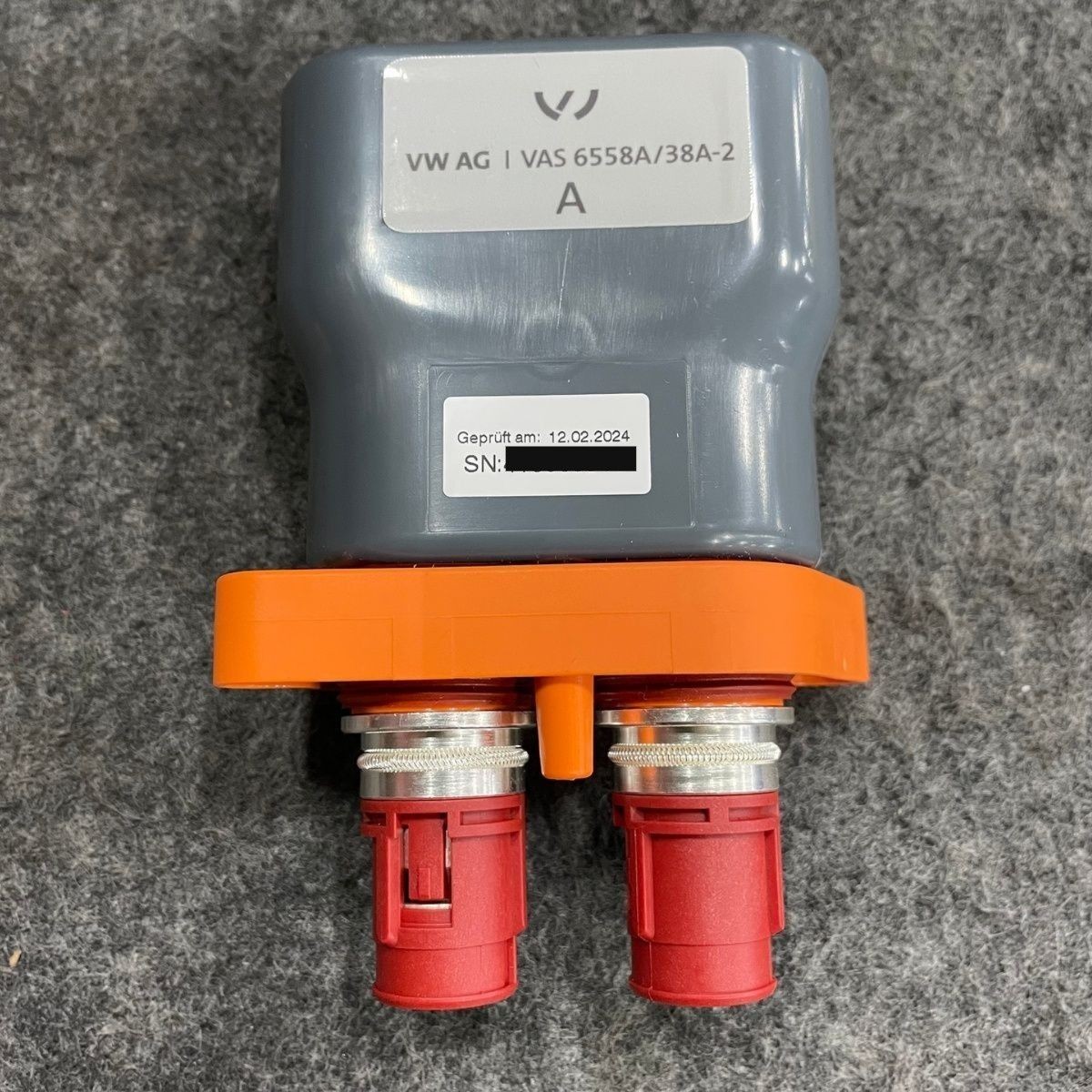 VOLKSWAGEN High-Voltage Test Adapter Set VAS 6558A/38A*