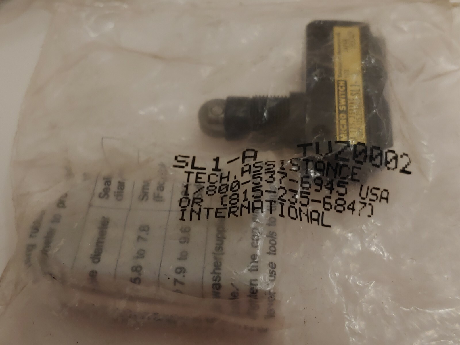 Honeywell Micro Switch SL1-A TVZ0002 Yamatake Roller Button Plunger Limit Switch