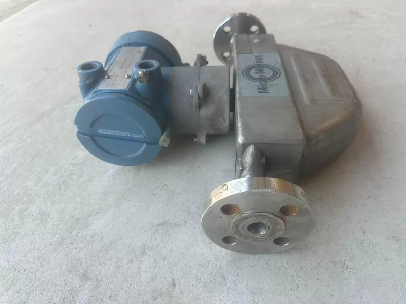 Micro Motion R025S116NCAPMZZZZ13033484 Flow Sensor Used 1PCS