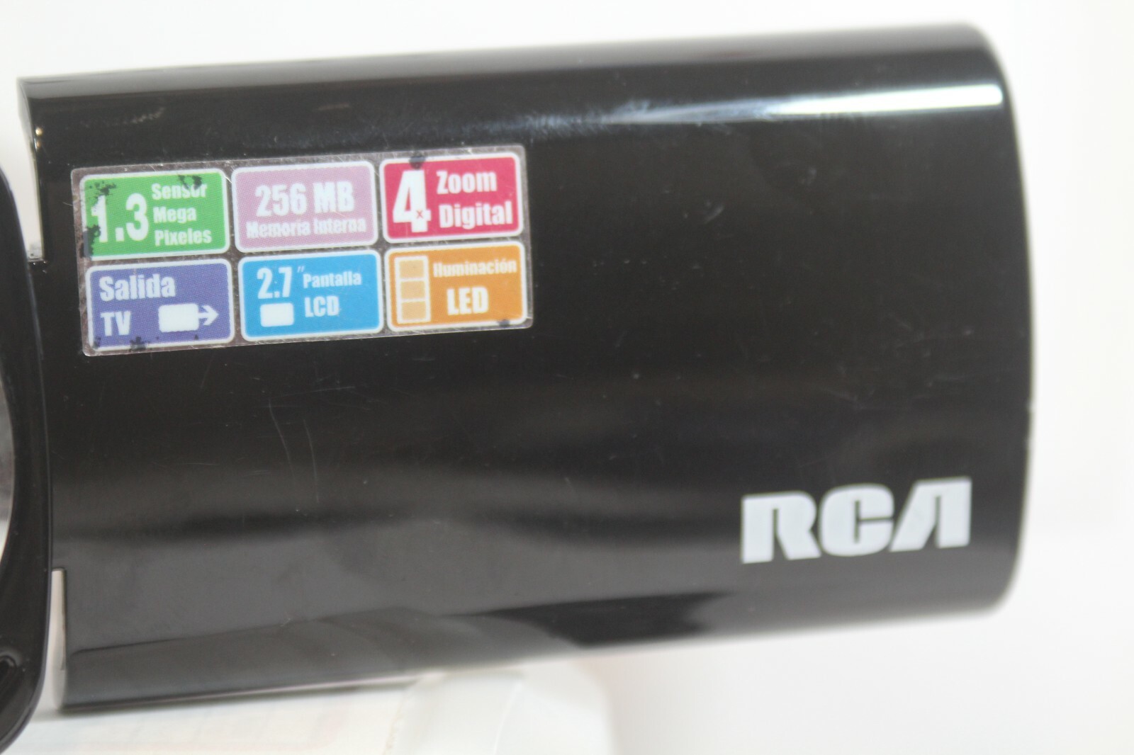 RCA Mini Digital Video Camera Spanish language model with batteries & usb cable