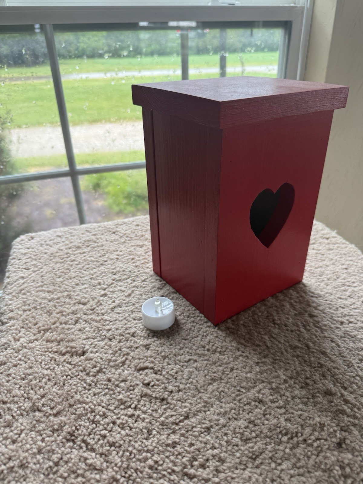 Red Pine Decorative Box With Tea Light ￼
