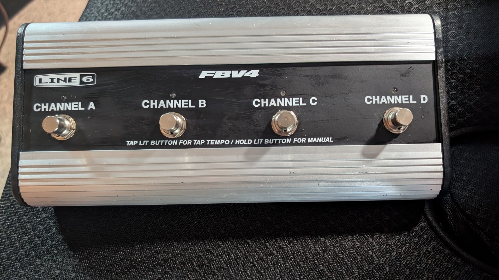 Line6 FB-4 4 channel Footswitch Controller Lightly Used