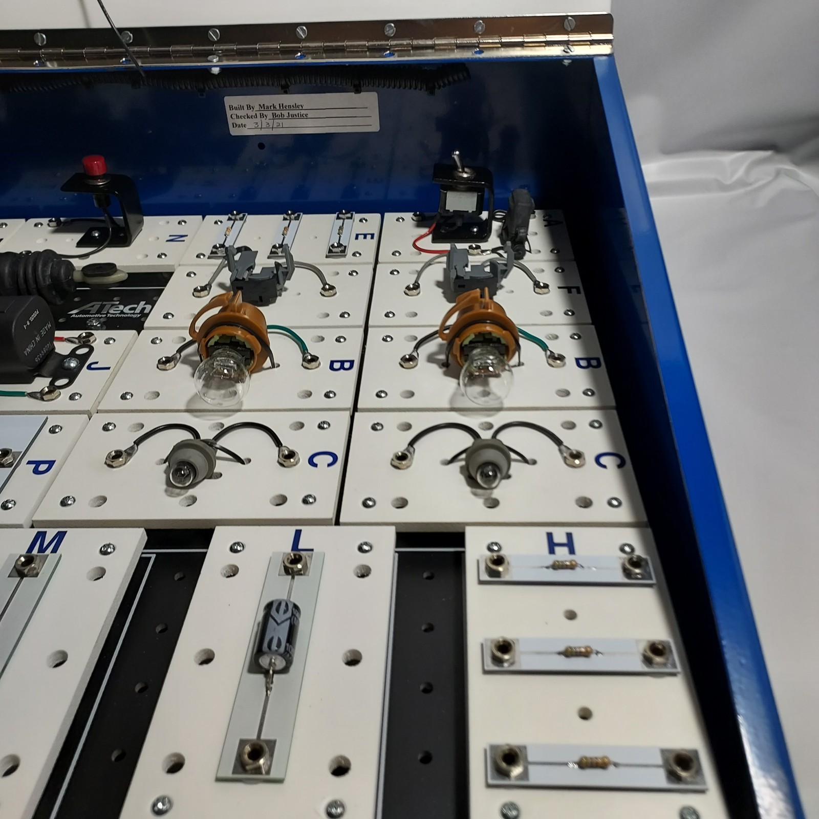 ATech GM 18002TR Specialized Electronic Training Kit - Great Condition!