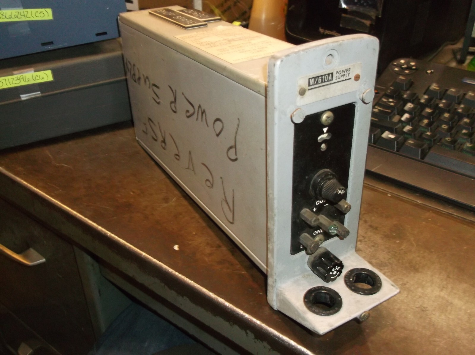 FRESH TAKEOUT FOXBORO 610AR-0 M/610A 118 VOLT POWER SUPPLY (213)