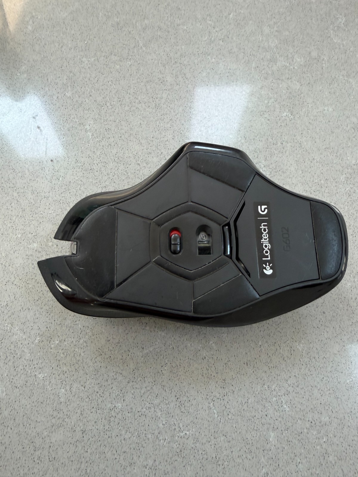 Logitech G602 Wireless Optical Gaming Mouse with USB Receiver Dongle