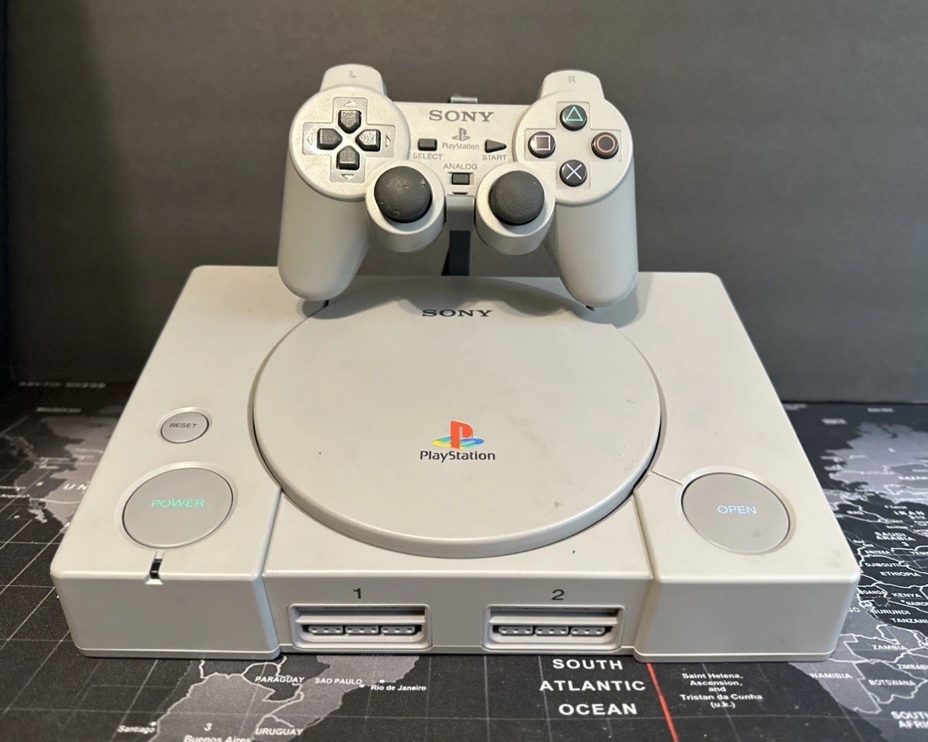 Playstation 1 Console/Controller Display/Stand!-3D PRINTED