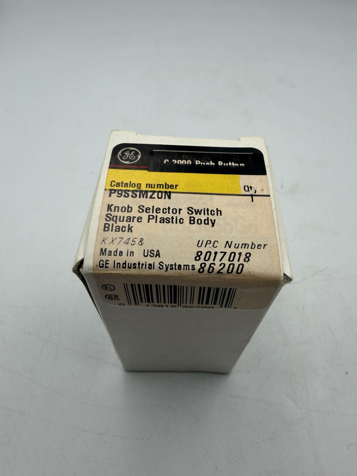 General Electric P9SSMZ0N 86200 Knob Selector Switch, 3-Positions Fixed