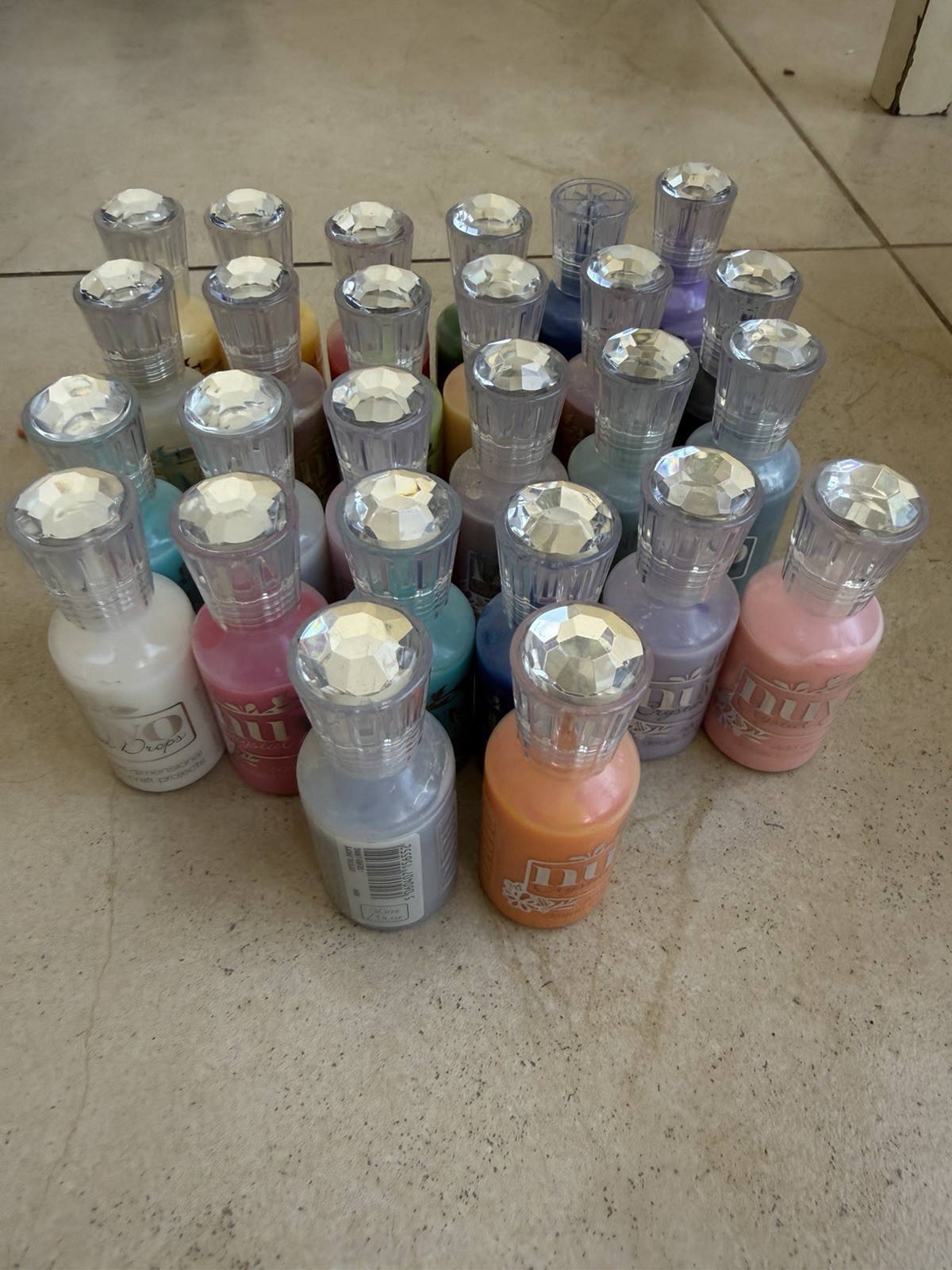 Nuvo Crystal Drops 1.oz Glitter Drops Lot Of 26