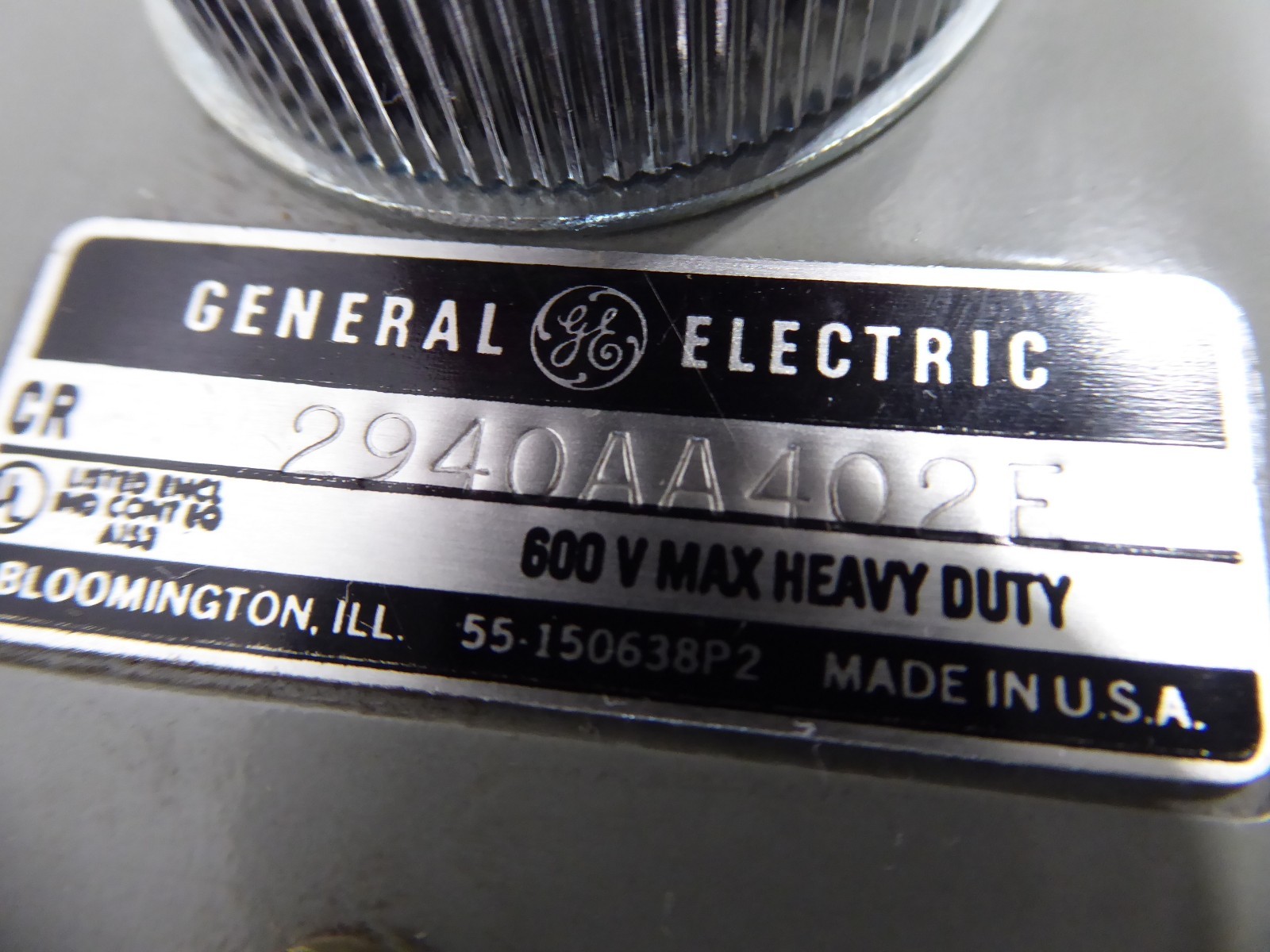 GE CR2940AA402E Push Button Station 600V max Dual Unit 2 Position