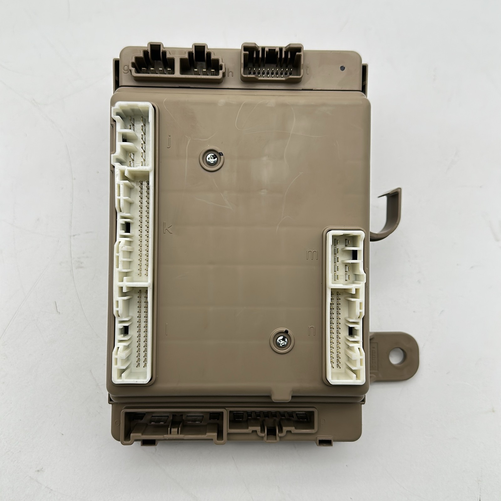 2015-18 SUBARU LEGACY OUTBACK INTERIOR FUSE BOX INTEGRATED UNIT OEM 82201AL01C