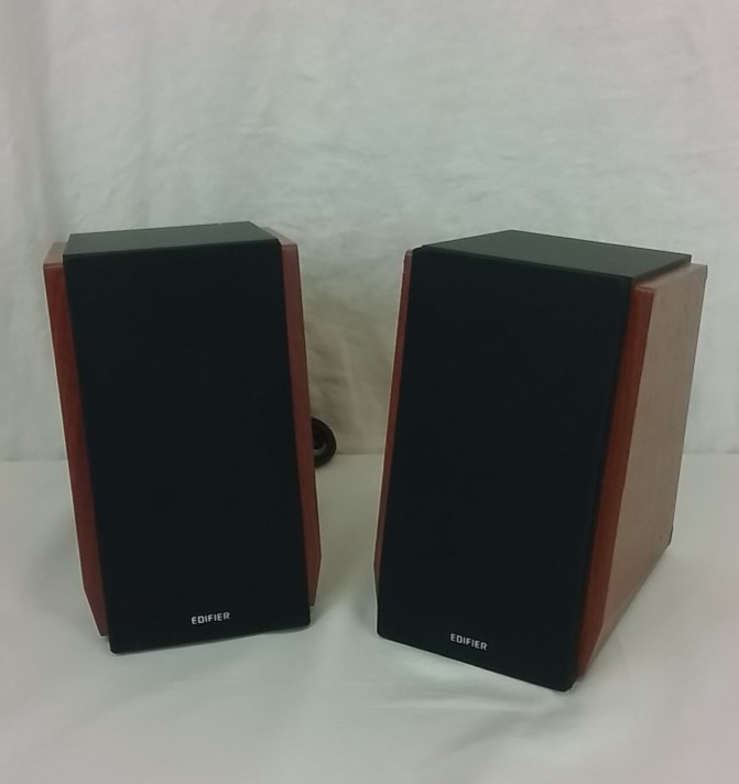 Edifier Bluetooth Bookshelf Speakers R1700BT Walnut Tested READ #J4114