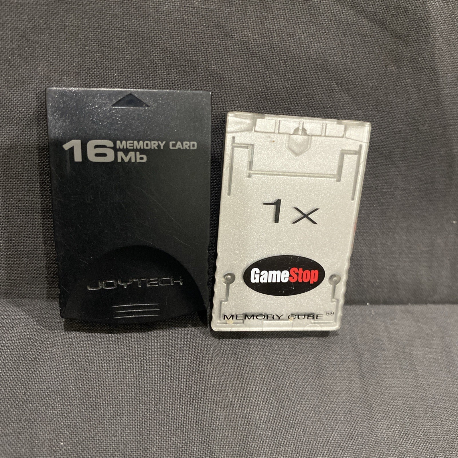 Nintendo Gamecube Gamestop / Mad Catz Memory Card 1x & Joytech 16MB Memory Card