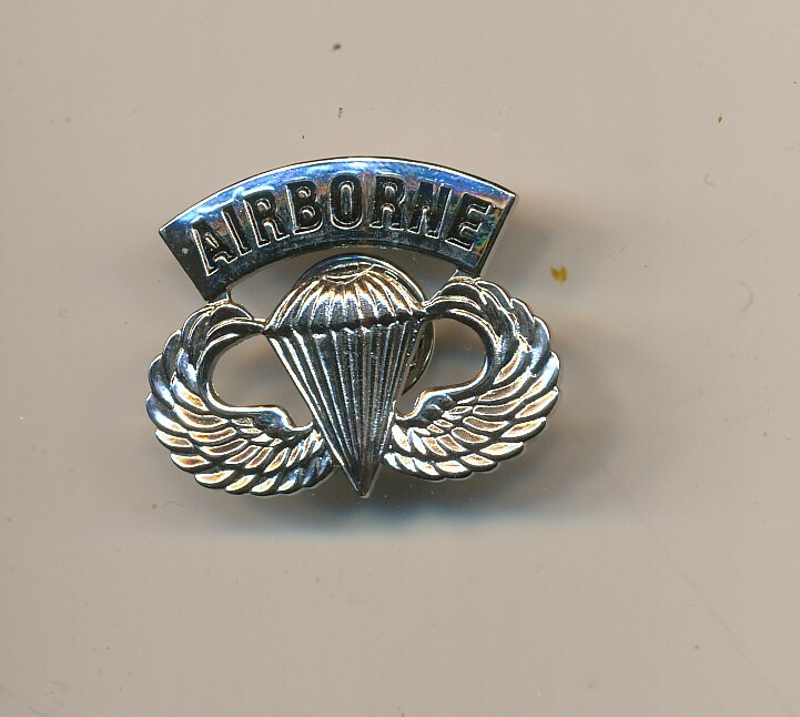 Parachute Jump Wings US Army Style with Airborne Arc old 1970s-1980s