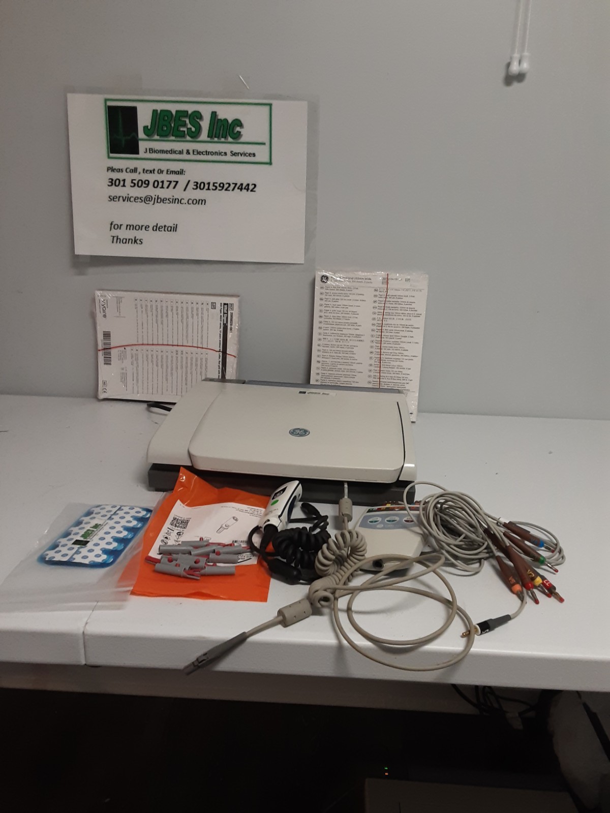 GE MAC 5500 HD EKG , with all accessories 60 day free waranty and retun incl
