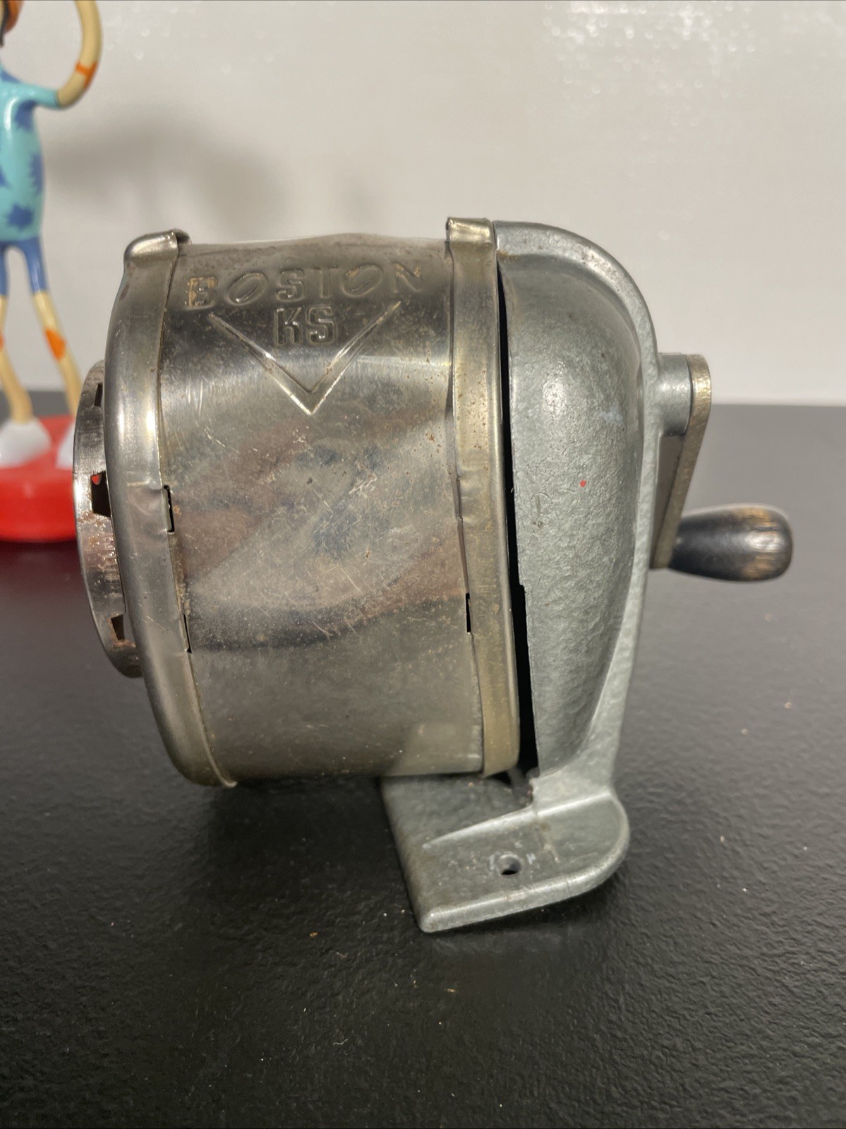 Hunt MFG Boston KS Vintage Pencil Sharpener 8-Hole