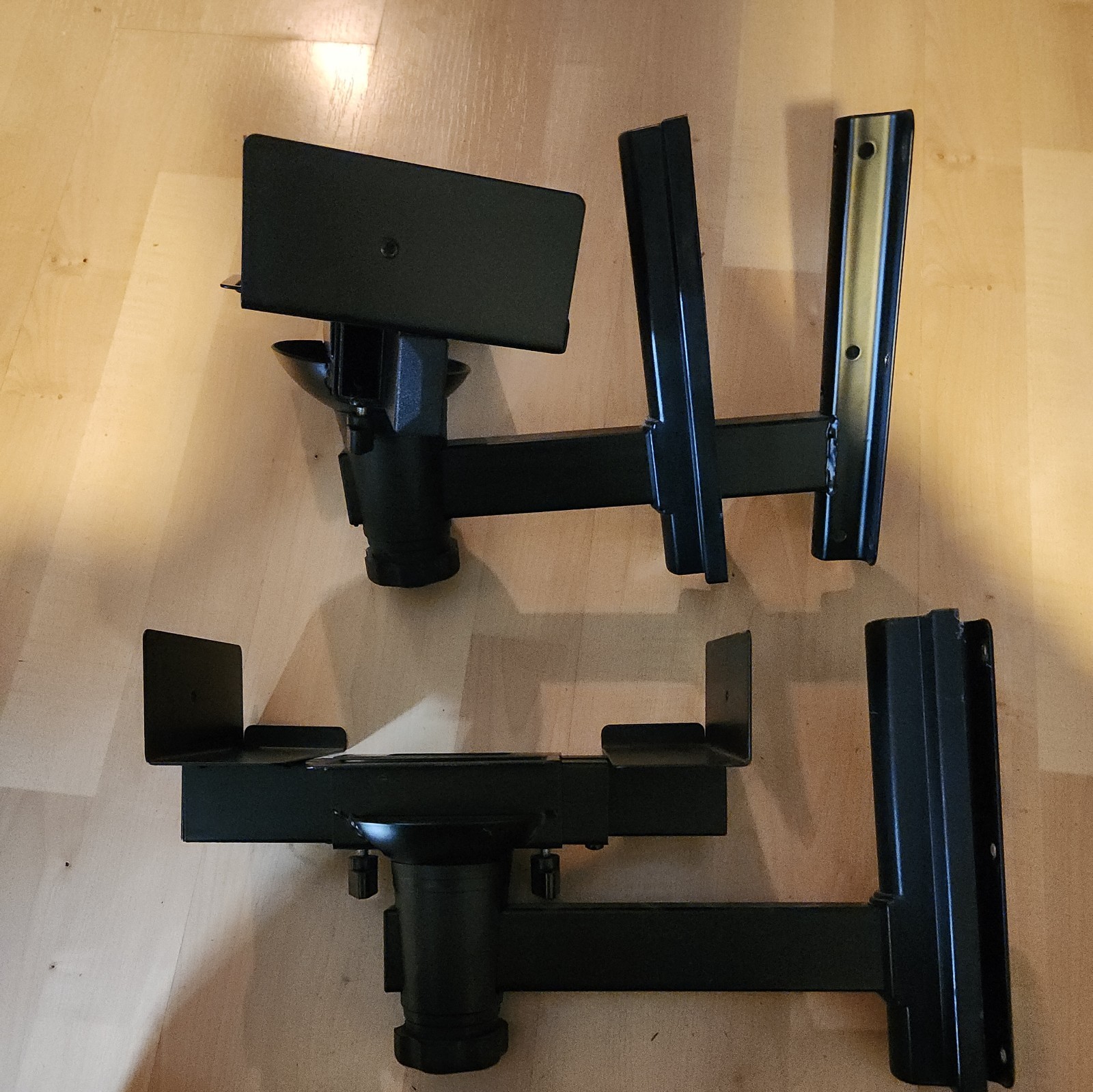 Speakers Wall Mount Adjustable Swivel, Brackets Pair