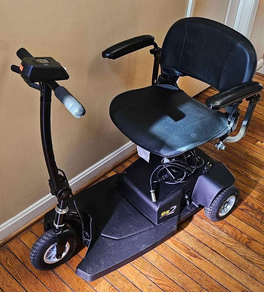 Pride Go Go ES2 3 Wheel Travel Scooter Compact Lightweight Portable