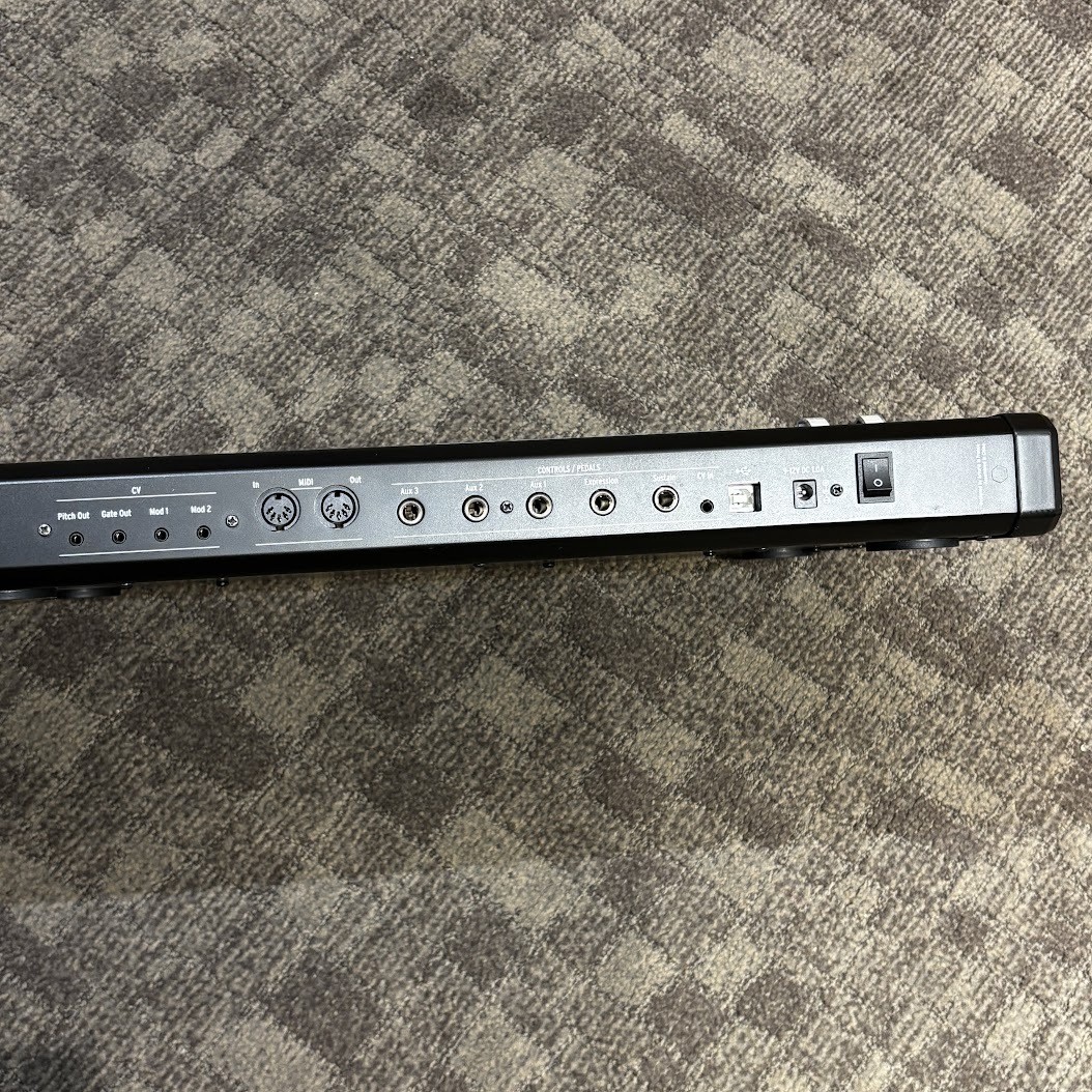 Arturia KeyLab 61 MkII Black 61-Key MIDI Keyboard Controller w/ Box Tested