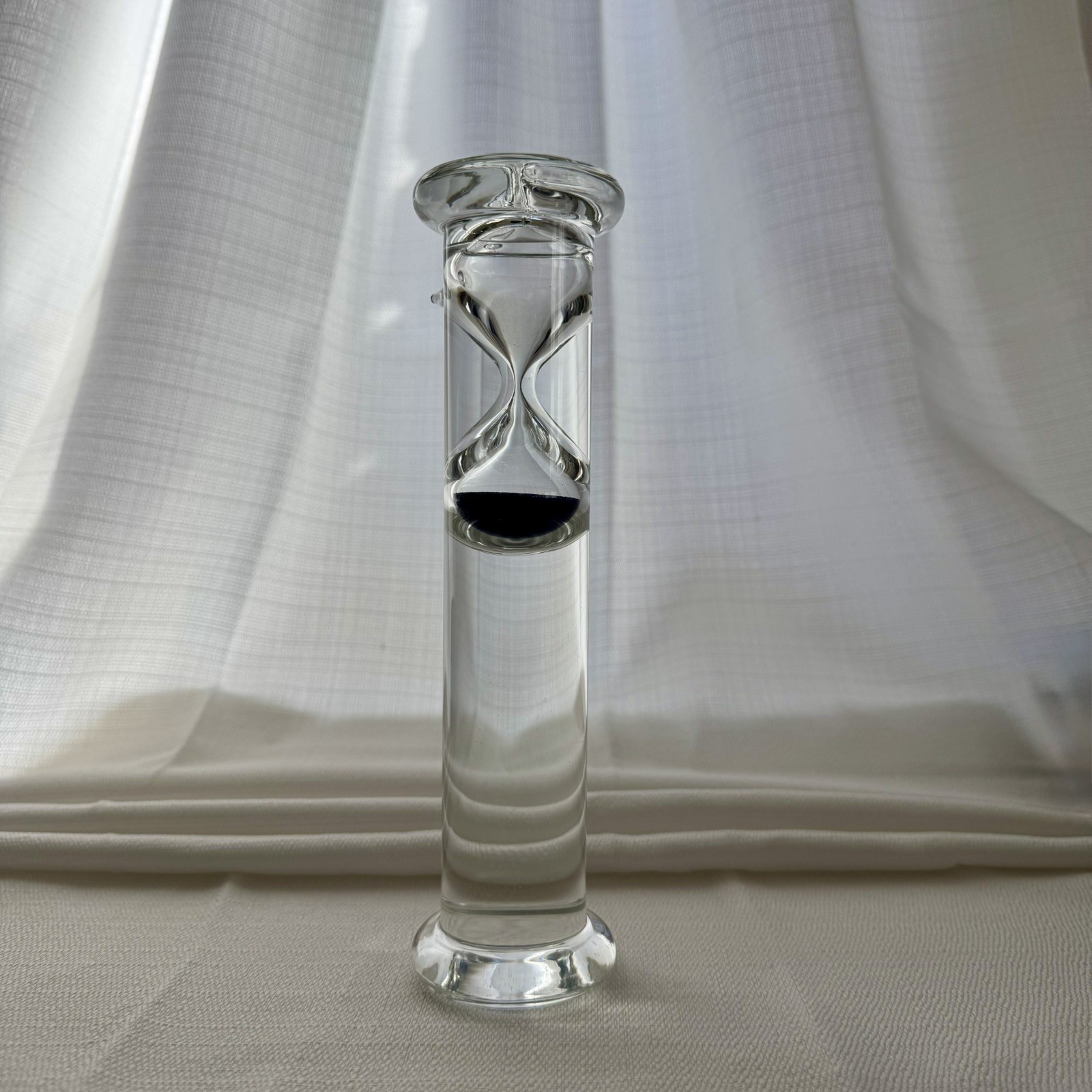 G.W. Schleidt Newton Gravity Floating Hourglass Blue Sand 2 Minute Timer!