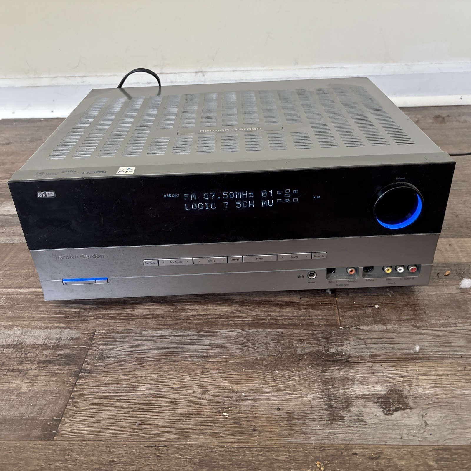 Harman Kardon AVR 146 5.1 Ch HDMI Home Theater Audio Receive Powers On No Remote