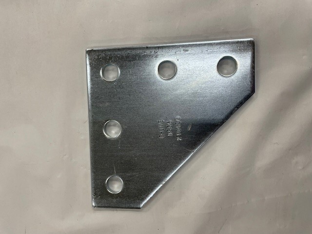 B-Line B556ZN 5-Hole Corner Gusset Plate Zinc Plated