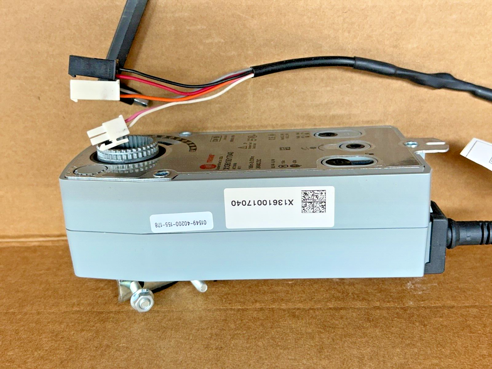 TRANE ACT00698, ROTARY ACTUATOR X13610017040 SPRING RETURN